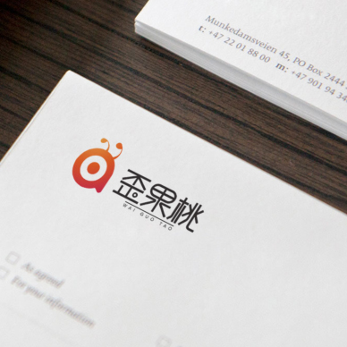 歪果桃logo设计、vi设计